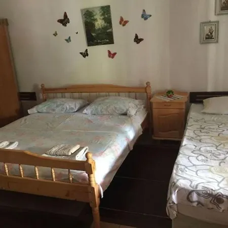 Къща За Гости При Пената Penzion *